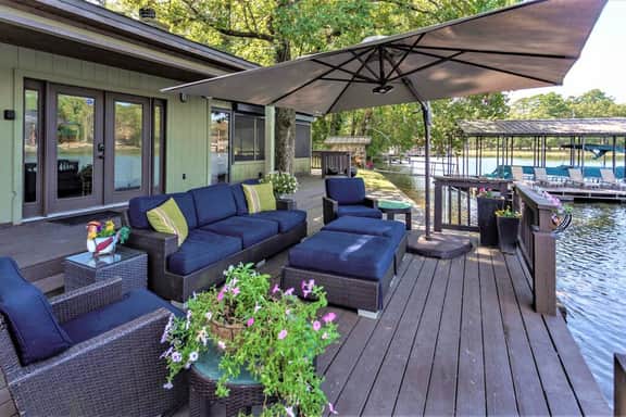 The Lakeside Cottage - Image 3